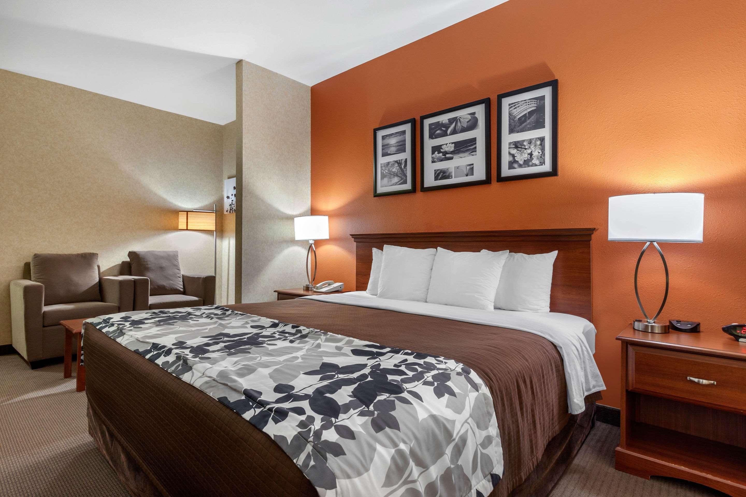 Sleep Inn & Suites Hays I-70 Extérieur photo