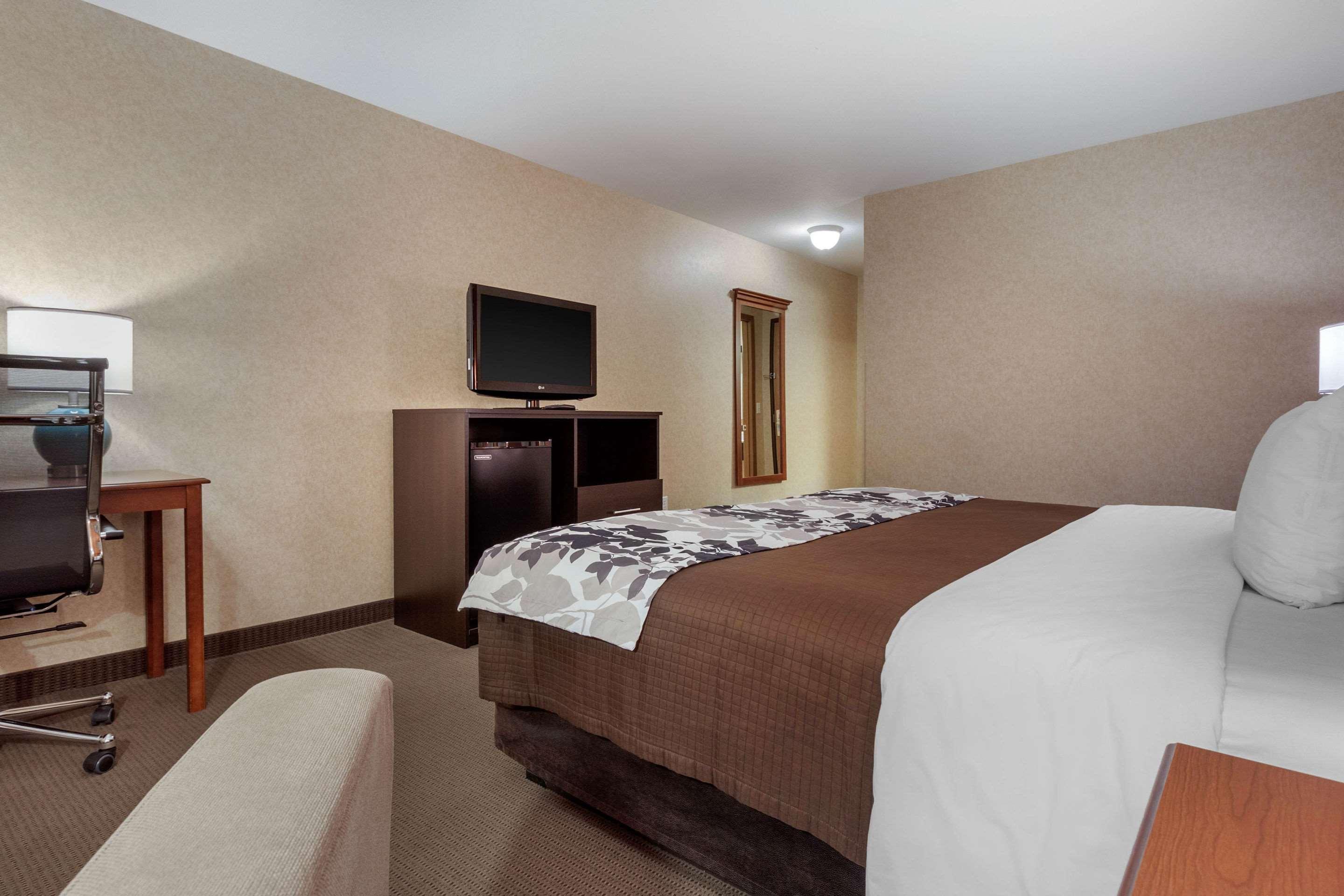 Sleep Inn & Suites Hays I-70 Extérieur photo
